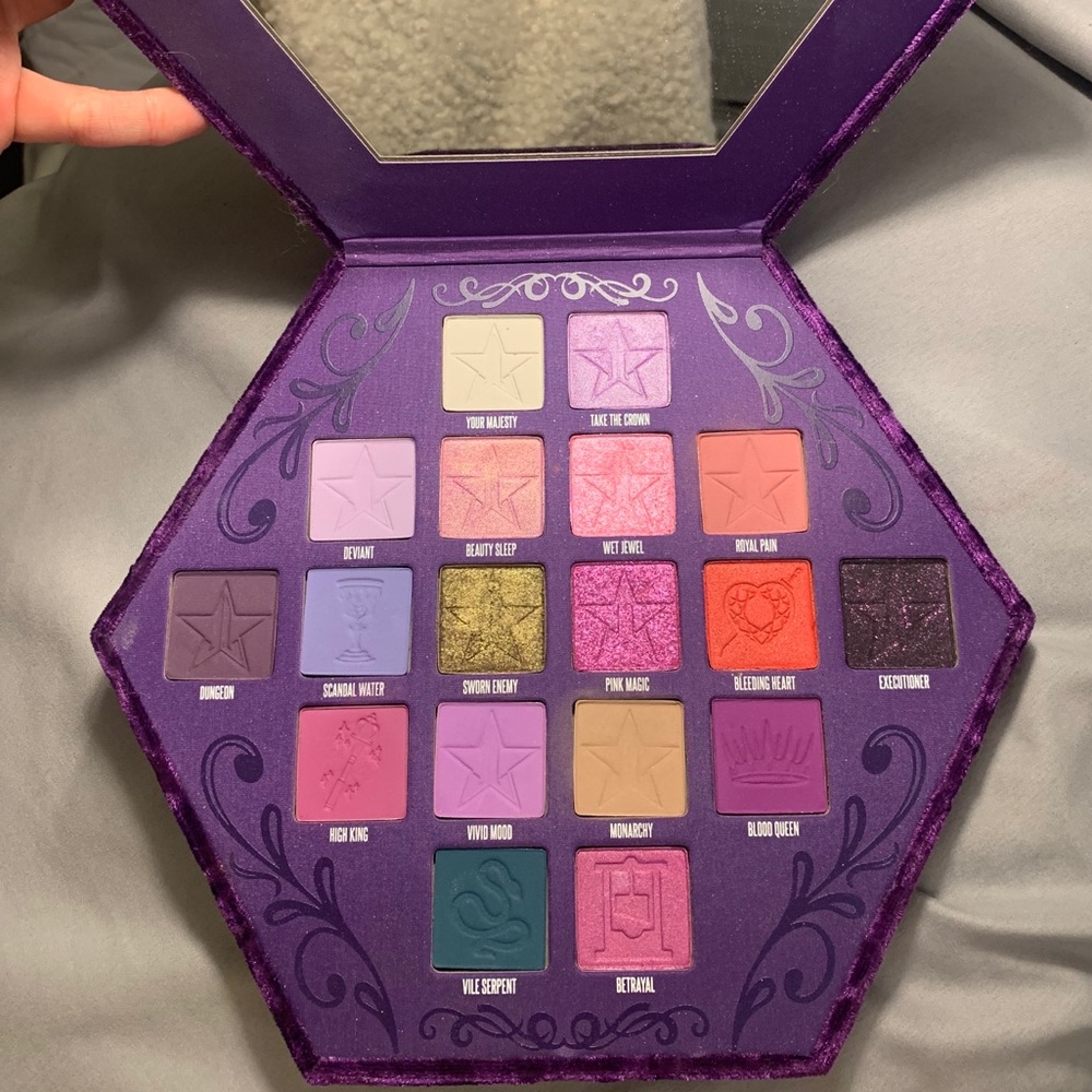 Jeffree Star Blood Lust Palette
